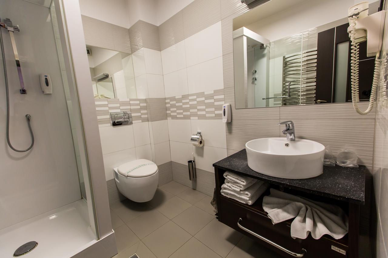 Hotel Grandis Apulum Mioveni Kültér fotó